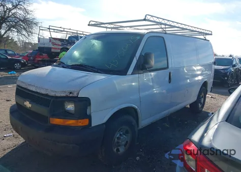 2008 Chevrolet Express Work Van z USA, uszkodzony, nr VIN 1GCGG25C381201907